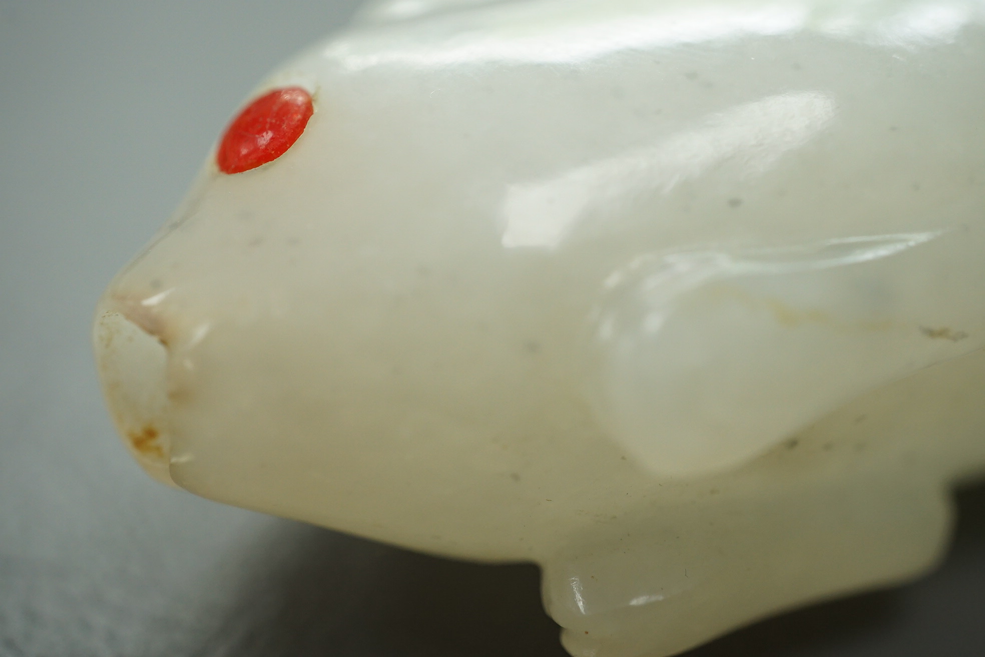 A Chinese white jade ‘rabbit’ snuff bottle, 18th/19th century